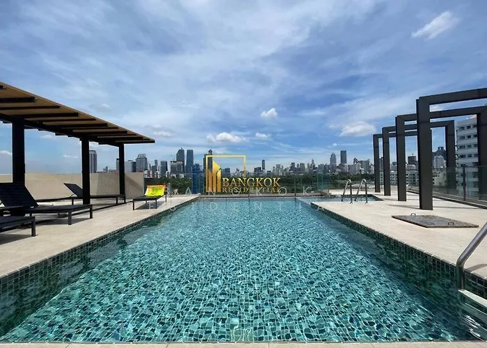 Spacious 2br With 2 Balconies In Sukhumvit16 *